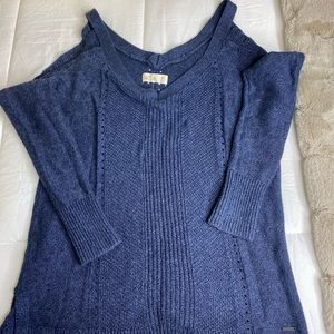 Hollister sweater